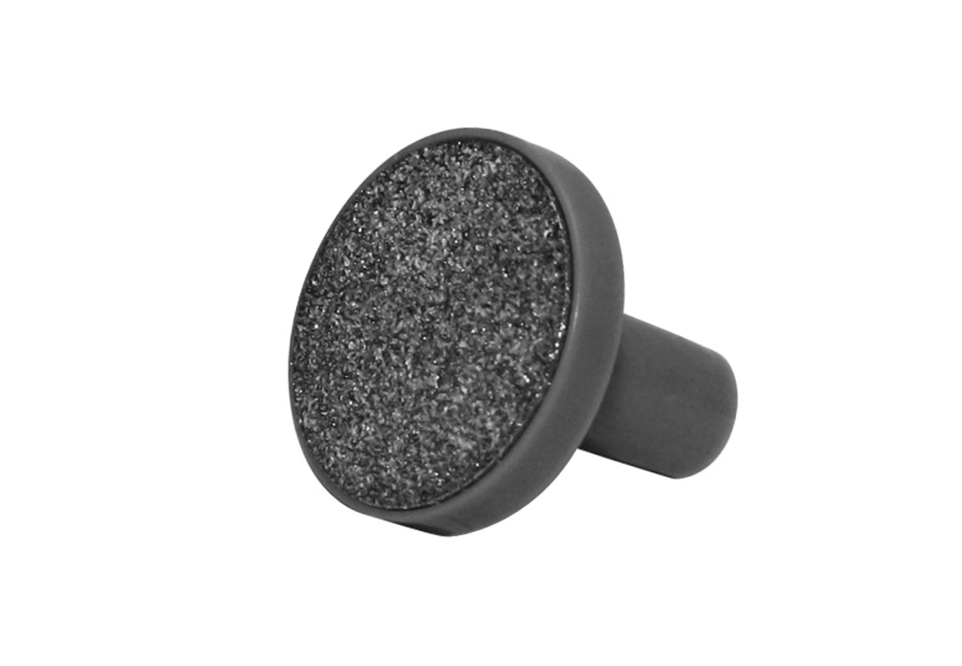 Grijs rond object met een ruw oppervlak en een handvat